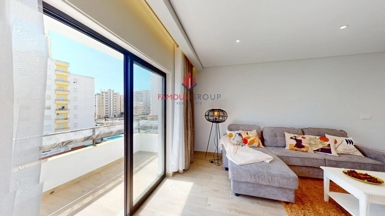 Apartamento T2 para Venda em Portimão Foto 2