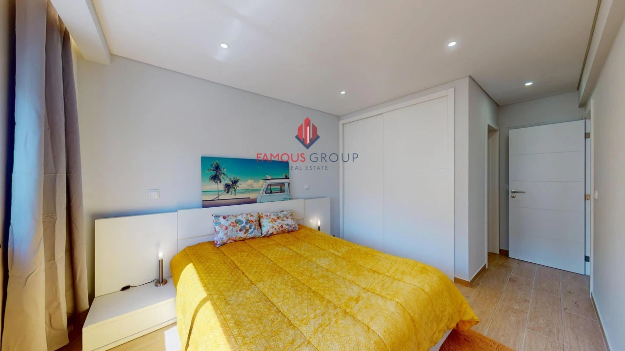 Apartamento T2 para Venda em Portimão Foto 23
