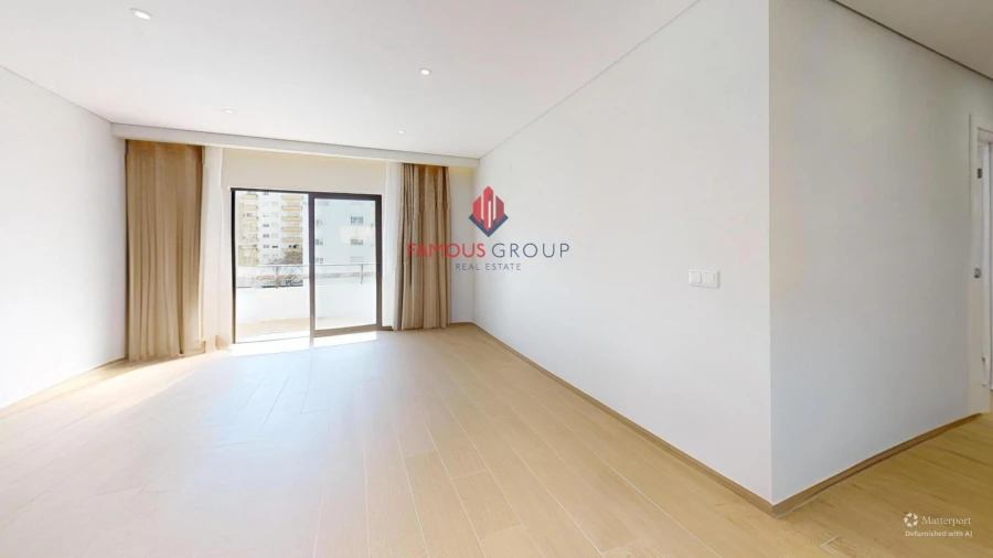 Apartamento T2 para Venda em Portimão Foto 33