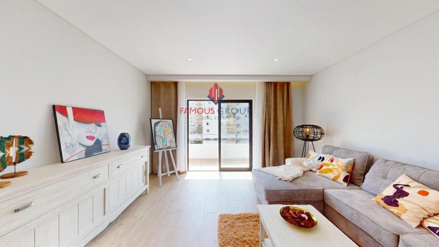 Apartamento T2 para Venda em Portimão Foto 7