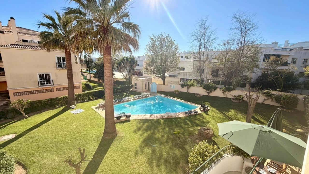 Apartamento T1 para Venda em Alvor Foto 16