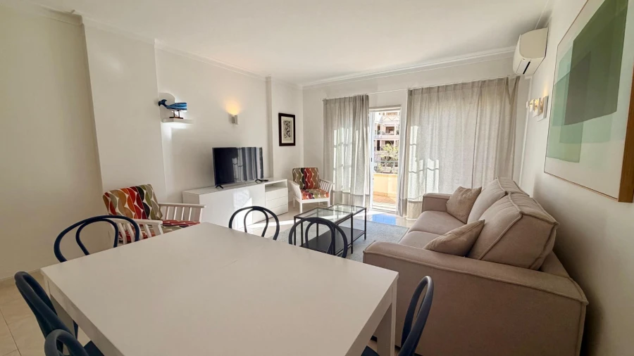 Apartamento T1 para Venda em Alvor Foto 5