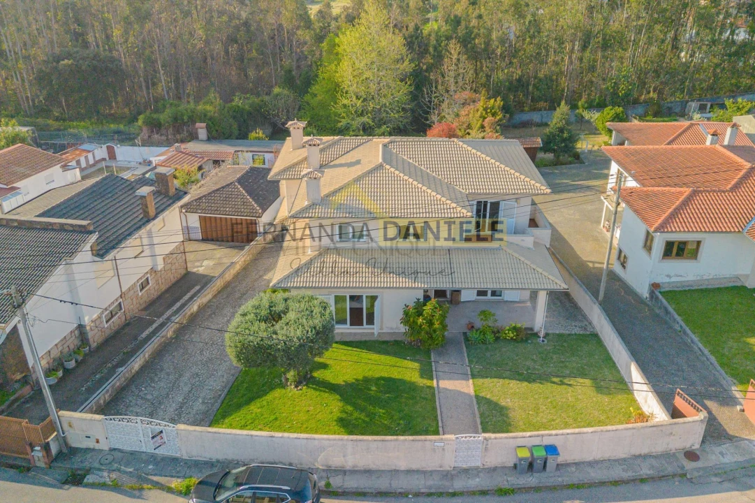 Moradia T4 para Venda em Santa Maria da Feira, Travanca, Sanfins e Espargo Foto 10
