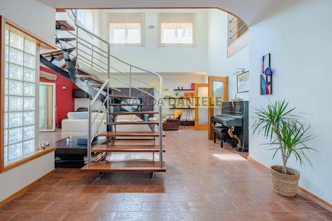 Moradia T4 para Venda em Santa Maria da Feira, Travanca, Sanfins e Espargo Foto 4