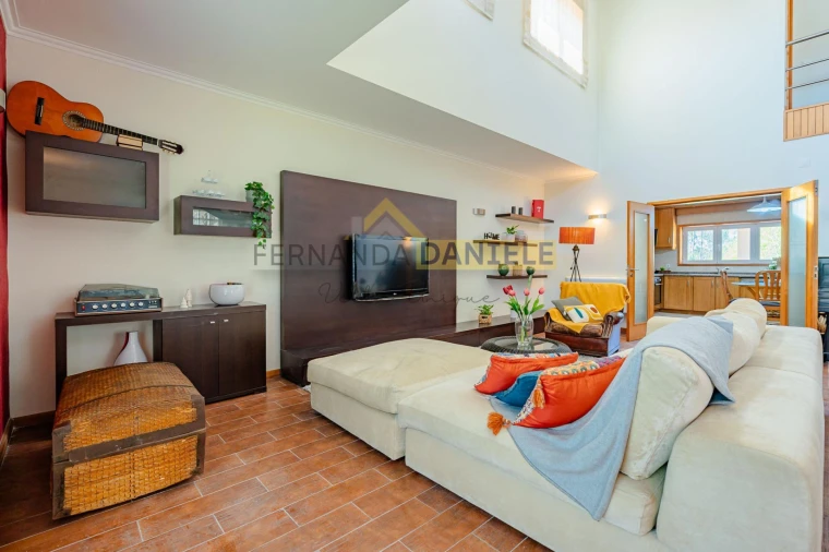 Moradia T4 para Venda em Santa Maria da Feira, Travanca, Sanfins e Espargo Foto 7