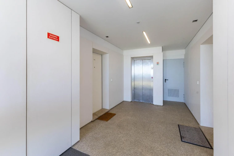 Apartamento T3 para Venda em Madalena Foto 36