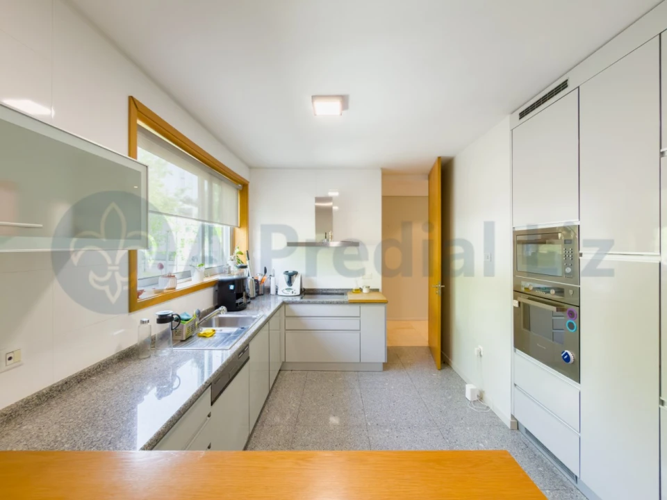 Moradia T3 para Venda em Nogueira e Silva Escura Foto 8