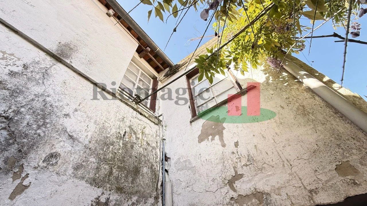 Moradia T3 para Venda em Rio Maior Foto 8