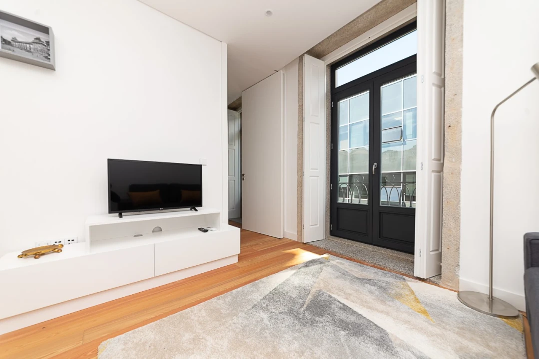 Apartamento T1 para Arrendamento em Cedofeita, Santo Ildefonso, Sé, Miragaia, São Nicolau e Vitória Foto 3