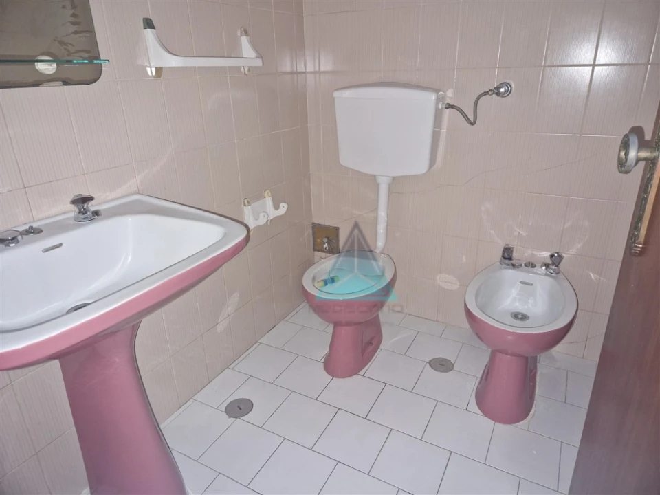 Apartamento T3 para Venda em Seixal, Arrentela e Aldeia de Paio Pires Foto 6