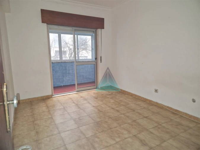 Apartamento T3 para Venda em Seixal, Arrentela e Aldeia de Paio Pires Foto 2