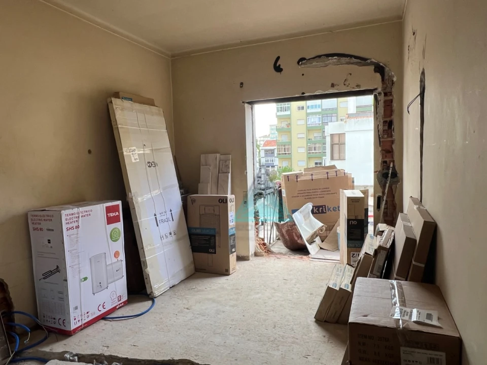 Apartamento T2 para Venda em Amora Foto 14