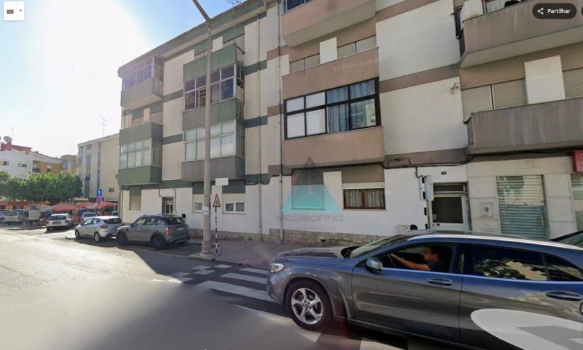 Apartamento T2 para Venda em Amora Foto 1