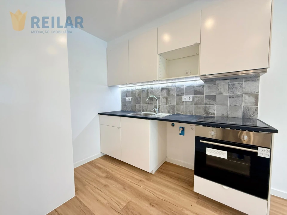 Apartamento T2 para Venda em Odivelas Foto 20