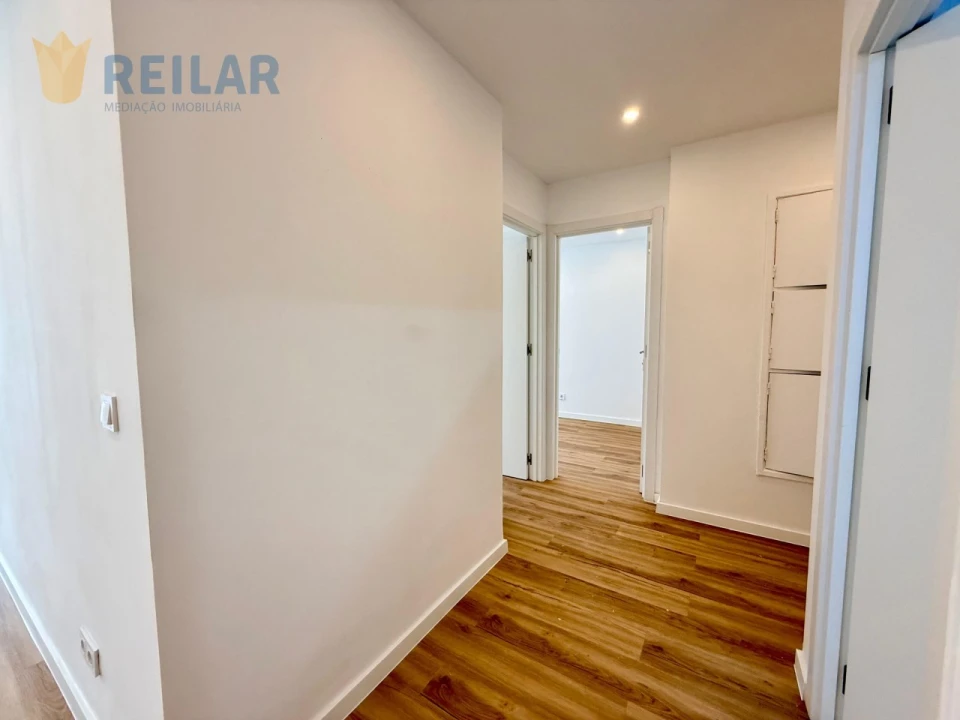 Apartamento T2 para Venda em Odivelas Foto 33