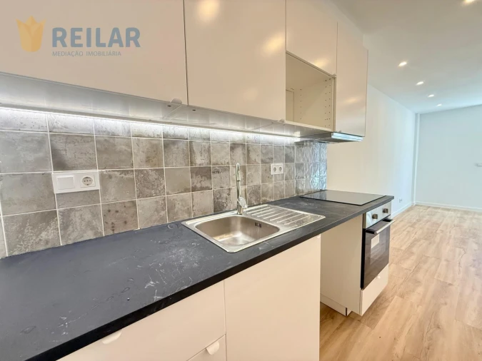 Apartamento T2 para Venda em Odivelas Foto 21