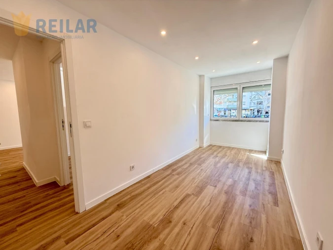 Apartamento T2 para Venda em Odivelas Foto 29