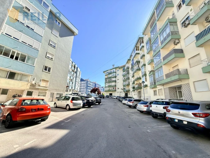 Apartamento T2 para Venda em Odivelas Foto 39