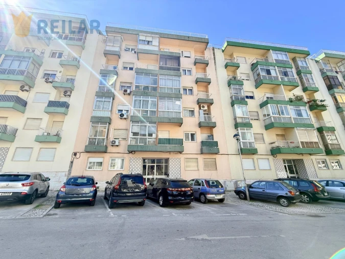 Apartamento T2 para Venda em Odivelas Foto 40