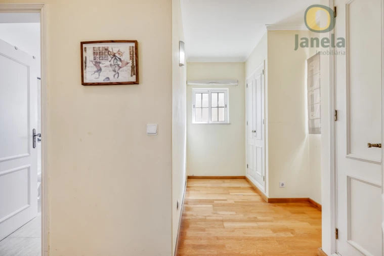 Moradia T3 para Venda em Quarteira Foto 7