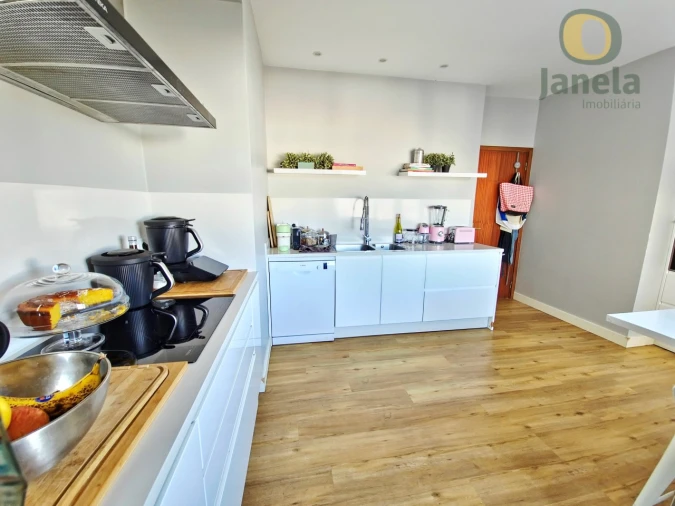 Apartamento T5 para Venda em Faro (Sé e São Pedro) Foto 8