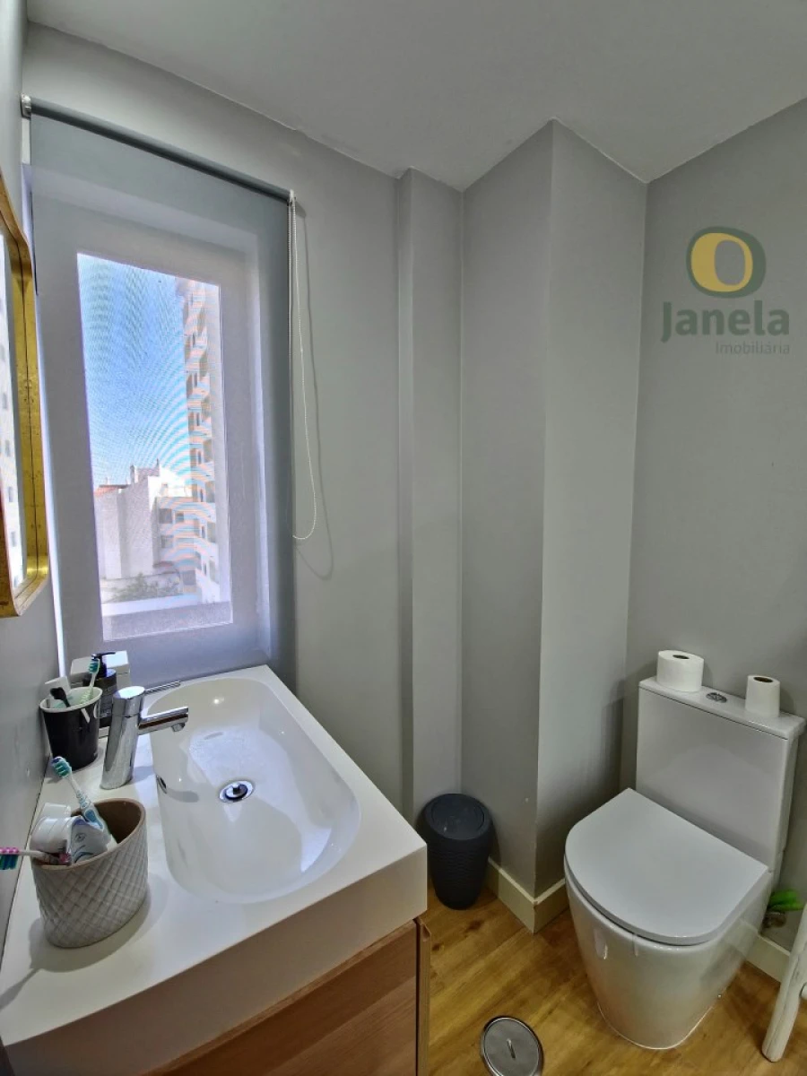 Apartamento T5 para Venda em Faro (Sé e São Pedro) Foto 24