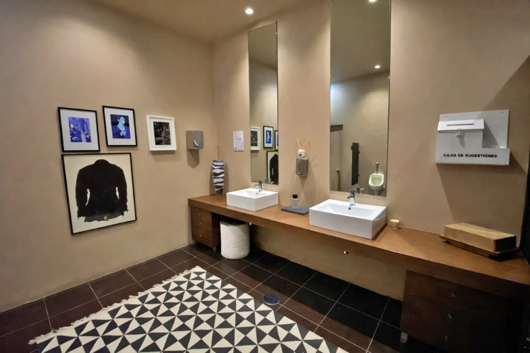 Armazém para Venda em Bougado (São Martinho e Santiago) Foto 13