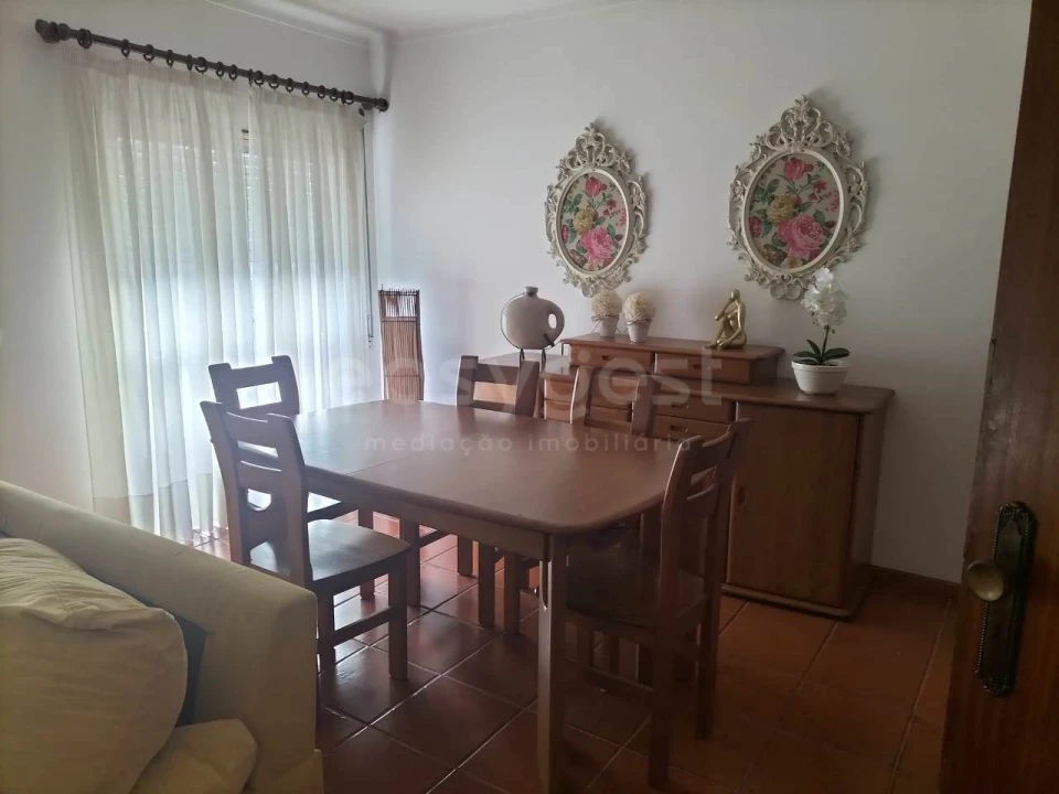 Apartamento T3 para Venda em São Martinho do Bispo e Ribeira de Frades Foto 2