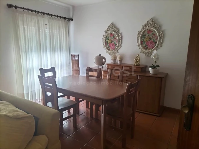 Apartamento T3 para Venda em São Martinho do Bispo e Ribeira de Frades Foto 2