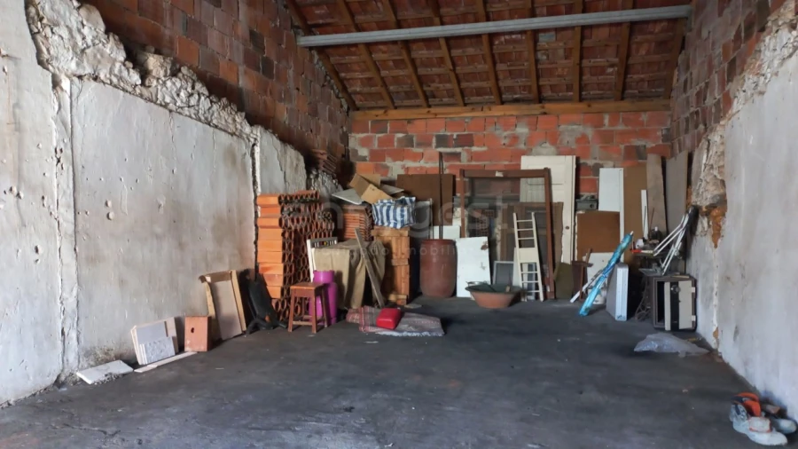 Garagem para Venda em Amiais de Baixo Foto 6