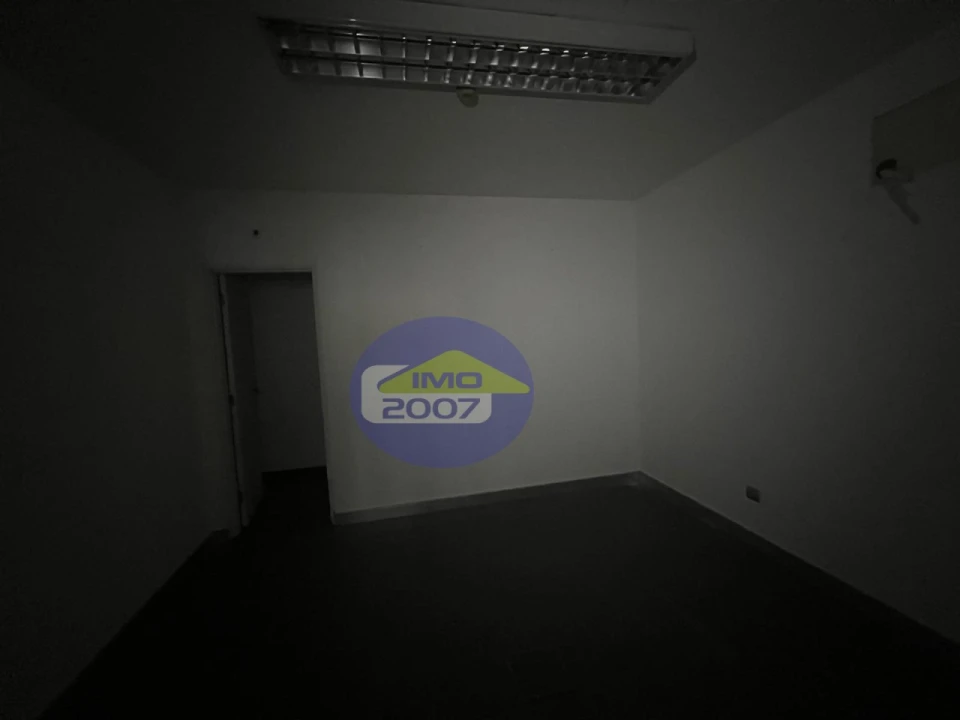 Loja para Venda em São Paio de Oleiros Foto 15