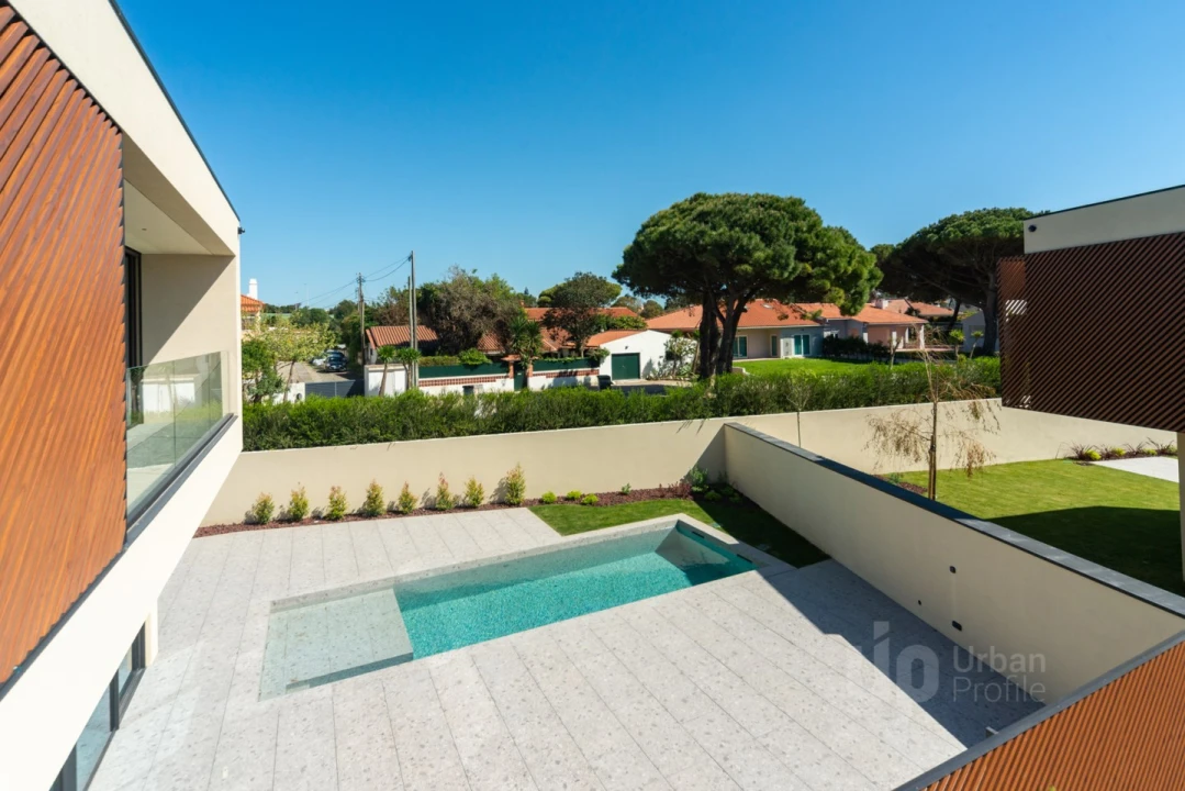 Moradia T5 para Venda em Cascais e Estoril Foto 30