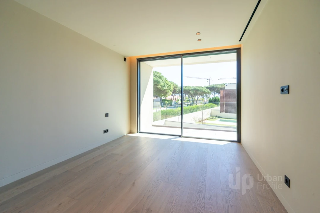 Moradia T5 para Venda em Cascais e Estoril Foto 35