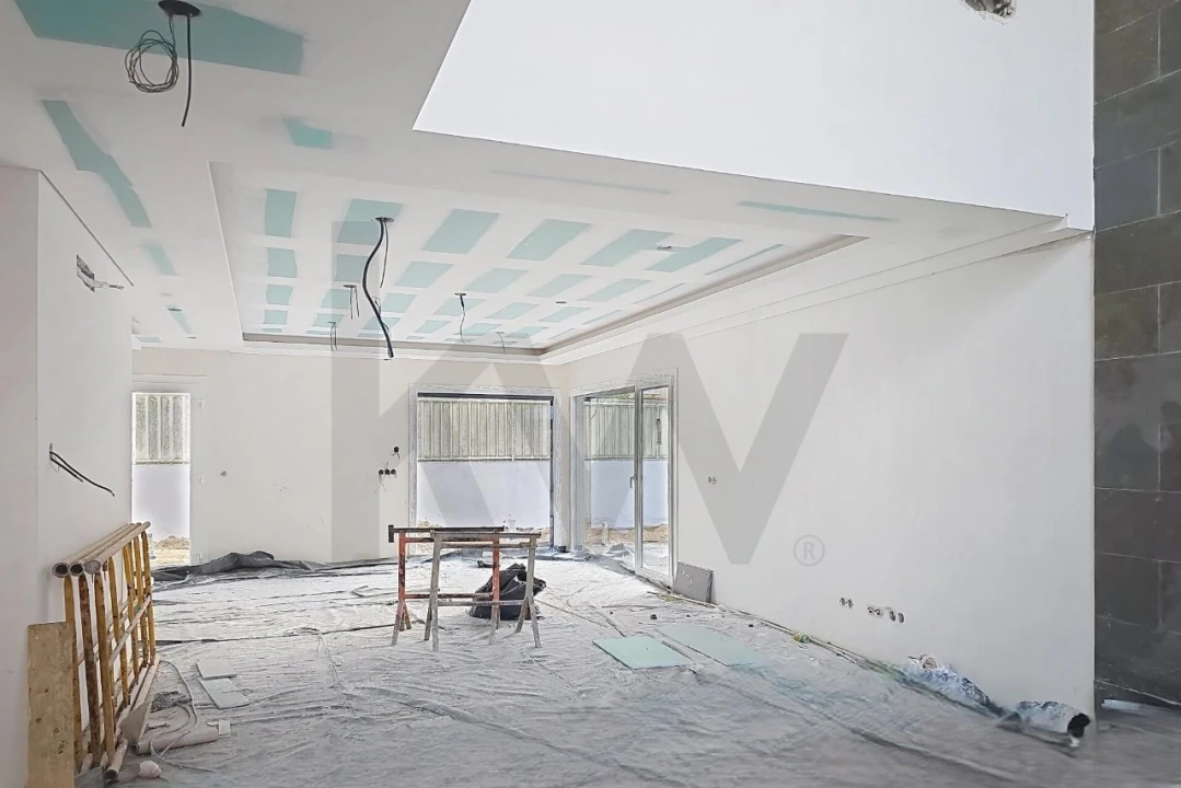 Moradia T4 para Venda em Corroios Foto 15