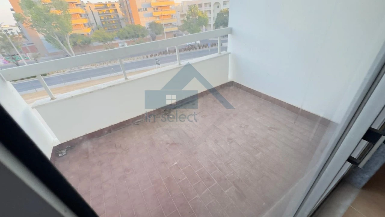 Apartamento T2 para Venda em Quarteira Foto 10
