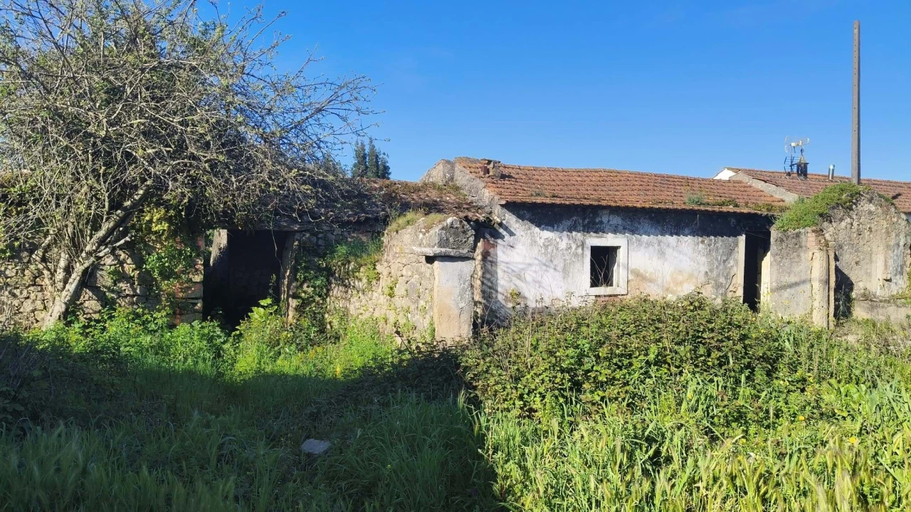 Moradia T2 para Venda em Aljubarrota Foto 1