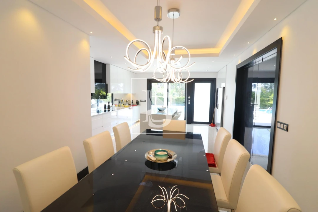 Moradia T5 para Venda em Rates Foto 5