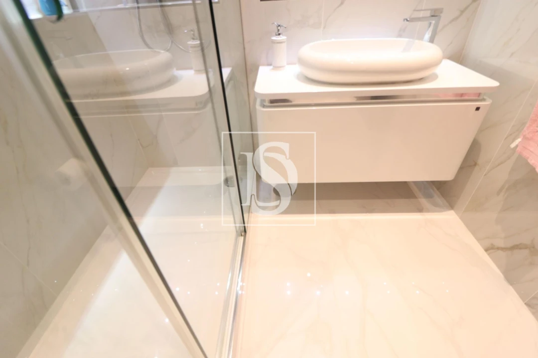 Moradia T5 para Venda em Rates Foto 8