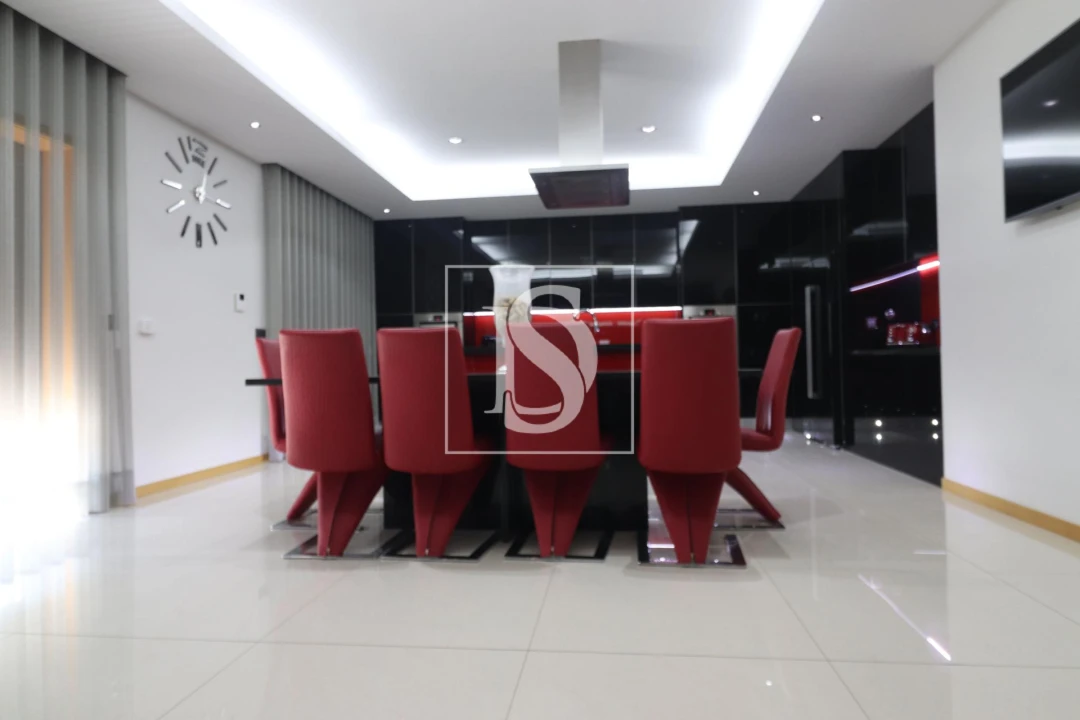 Moradia T5 para Venda em Rates Foto 12