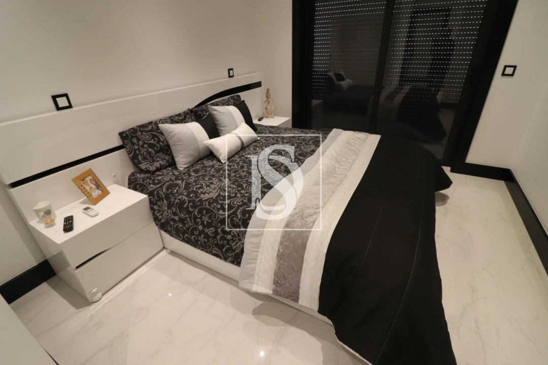 Moradia T5 para Venda em Rates Foto 11