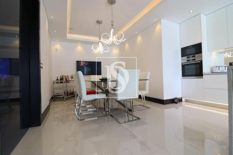 Moradia T5 para Venda em Rates Foto 4