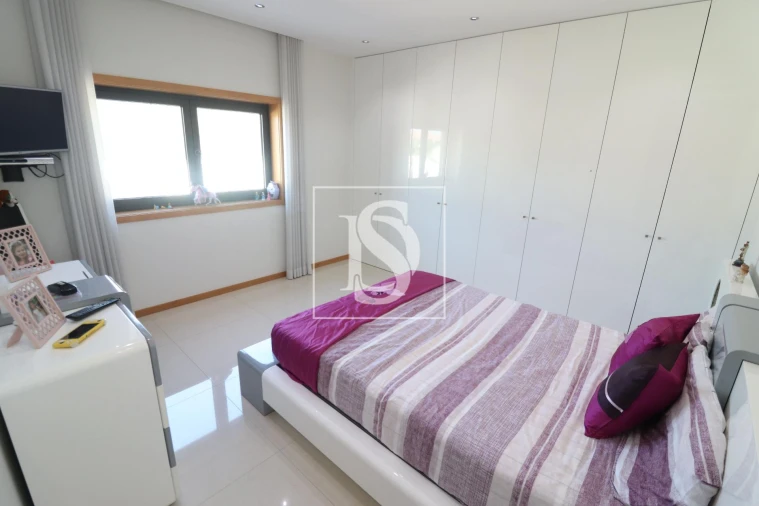 Moradia T5 para Venda em Rates Foto 23