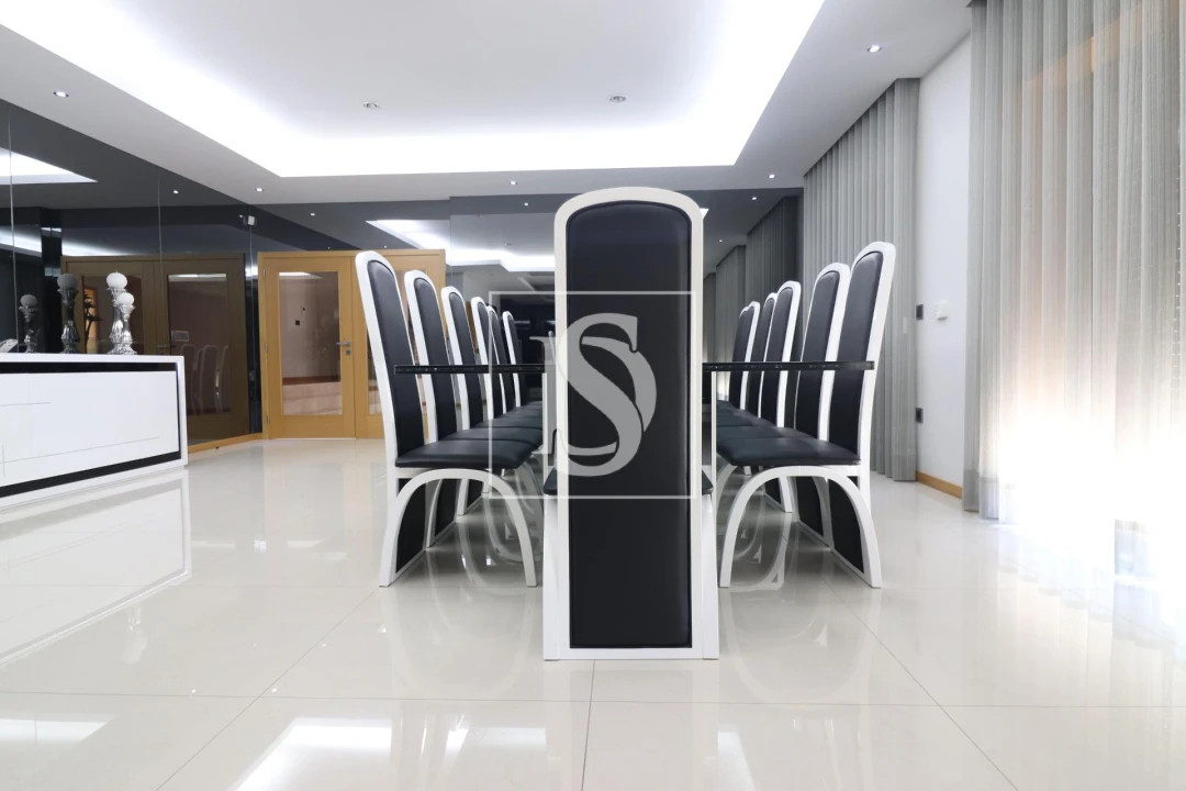 Moradia T5 para Venda em Rates Foto 16