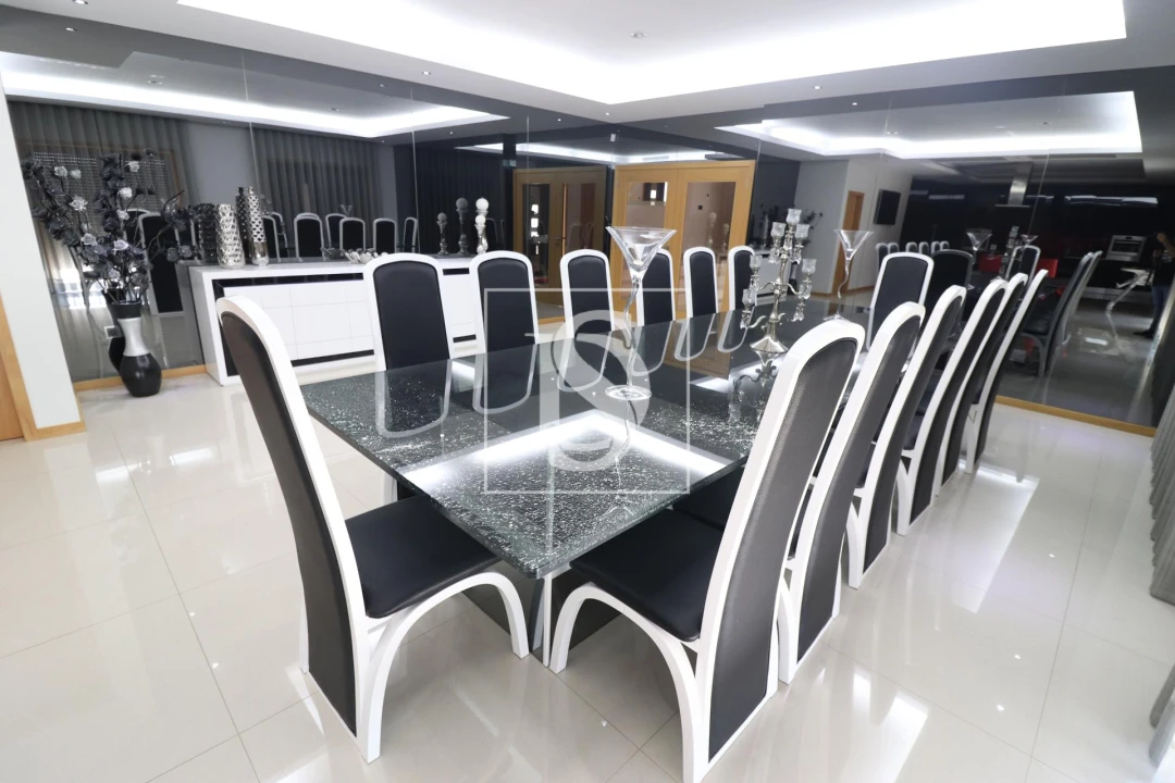 Moradia T5 para Venda em Rates Foto 17