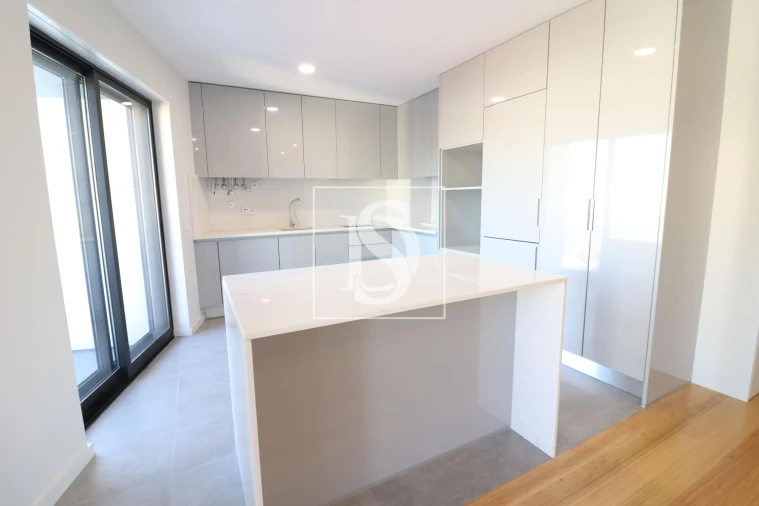 Apartamento T3 para Venda em Póvoa de Varzim, Beiriz e Argivai Foto 3