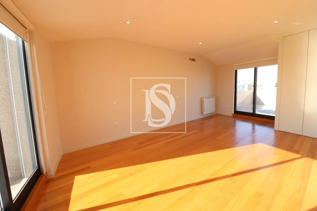 Apartamento T3 para Venda em Póvoa de Varzim, Beiriz e Argivai Foto 11