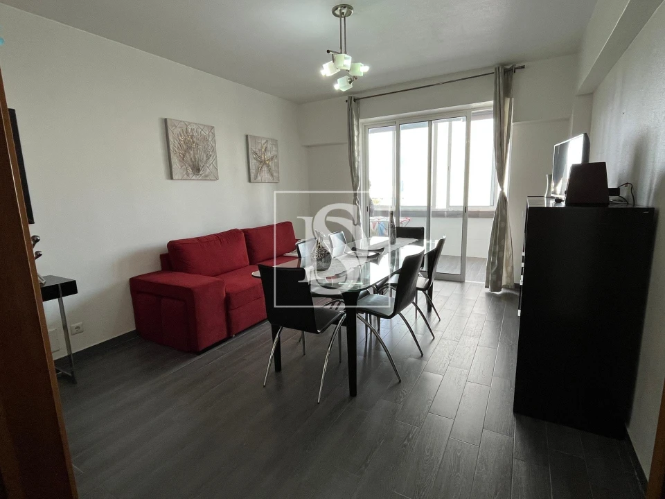 Apartamento T2 para Venda em Quarteira Foto 2