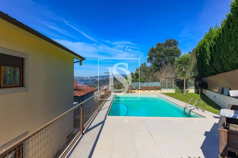 Moradia T4 para Venda em Pombeiro de Ribavizela Foto 26