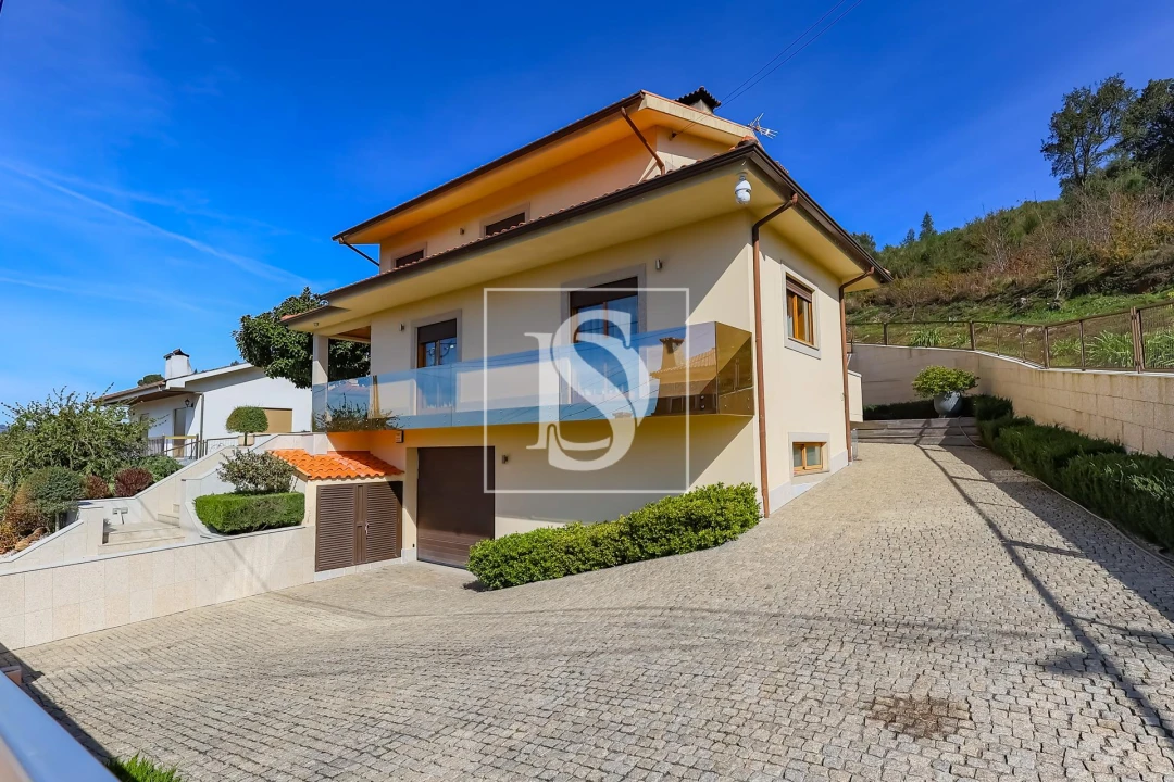 Moradia T4 para Venda em Pombeiro de Ribavizela Foto 29