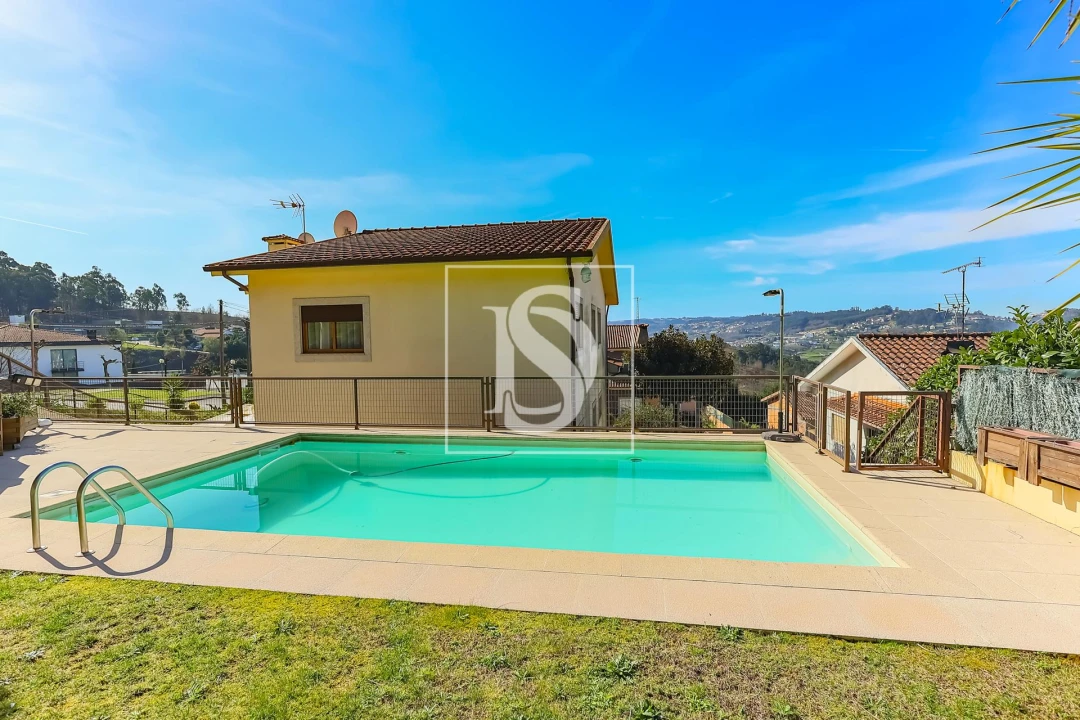 Moradia T4 para Venda em Pombeiro de Ribavizela Foto 27